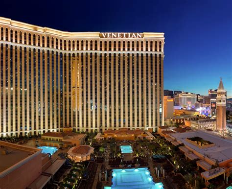 The Venetian Tower Luxury Hotel And Resort In Las Vegas