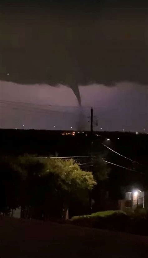 Tornado Rips Through Dallas Leaving Thousands Without Power News Site