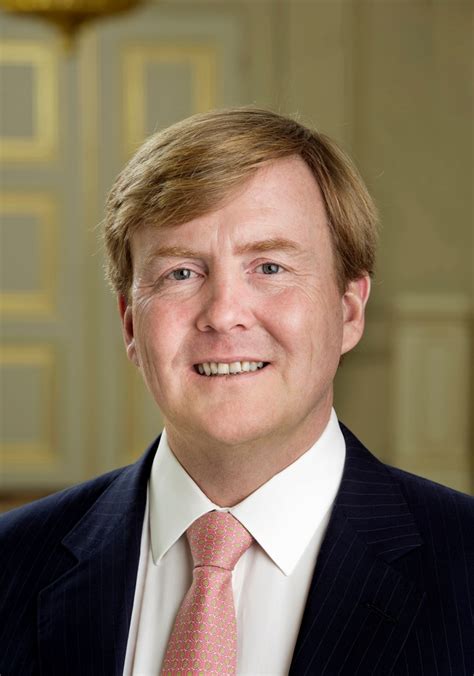 First in the line of succession since his mother's accession to the throne on april 30, 1980. Defensie weblog: Prins Willem-Alexander: 'mijn band met de krijgsmacht is een warme'