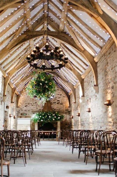 32 Beautiful Farm Barn Wedding Venues For Your Wedding To Go Rustic