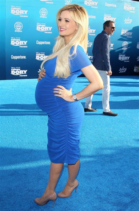 Pregnant Holly Madison At “finding Dory Premiere In Los Angeles 06082016 Hawtcelebs