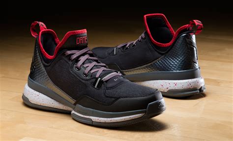 Make your message clear each time you step on the court in damian lillard basketball shoes by adidas. Damian Lillard's Adidas Signature Basketball Shoes are a ...