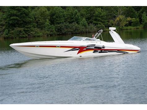 Powerquest Avenger Powerboat For Sale In Kentucky