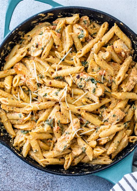 Made this with unsweetened oat milk, added some vegan part and lemon and it was delicious!! Creamy Garlic Chicken Pasta | Gimme Delicious