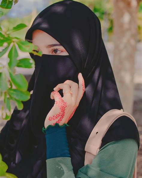 Image May Contain 1 Person Niqab Hijabi Girl Muslim Beauty