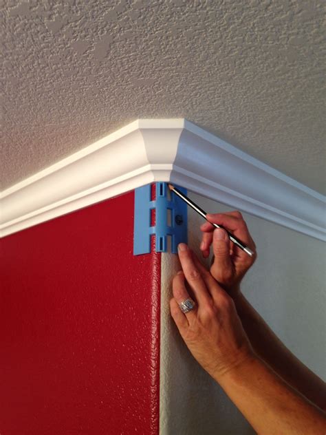 Accurate Measurement And Placement Of Crown Molding Scribe A Perfectly