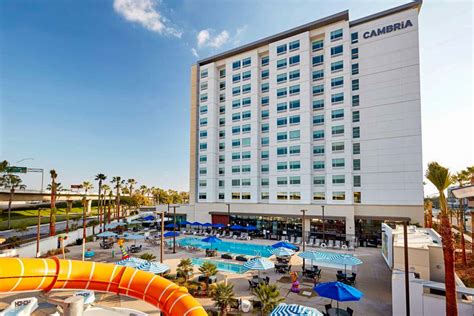 The 12 Best Hotels Near Disneyland Anaheim California Wandering