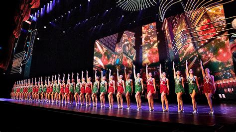 Christmas Spectacular Starring The Radio City Rockettes ® Discount Tickets Broadway Save Up