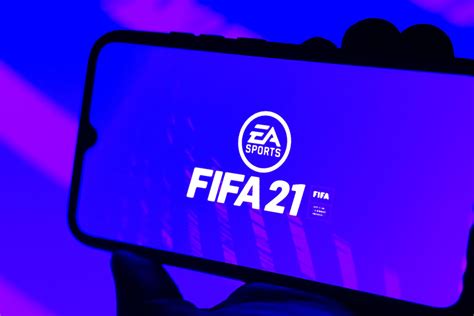 61 jones cm 61 pac. Liverpool fans react to footage of stars predicting FIFA ...