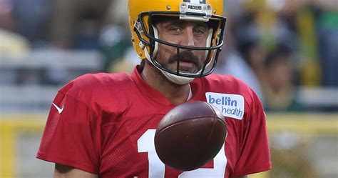 Packers Aaron Rodgers Talks Retirement Im Never Gonna Hold The Team