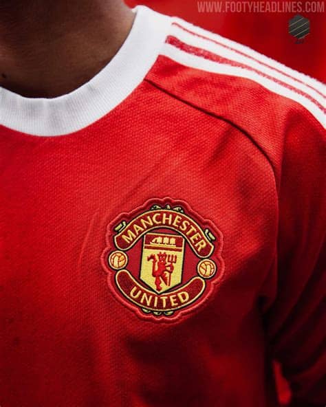Manchester united trikot away 20/21 grün. Adidas Manchester United 20-21 Icon Trikot + Jacke ...