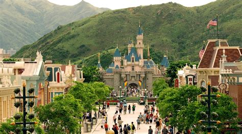 Hong Kong Disneyland Resort In Lantau Expedia