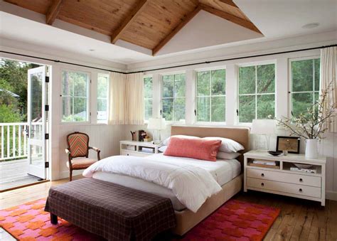 See more ideas about farmhouse bedroom, remodel bedroom, master bedrooms decor. 33 Stunning master bedroom retreats with vaulted ceilings