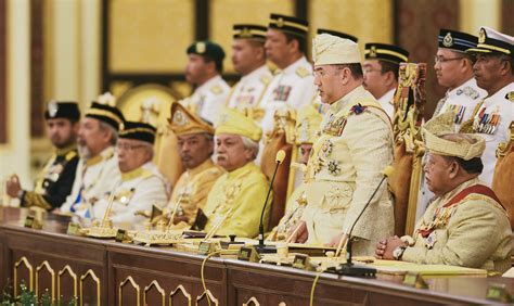 ] even until now, nobody knows for sure (other than those in the higher places, of course) on why sultan. Yang Di-Pertuan Agong Ke-15 | Sultan Muhammad V | Istana ...