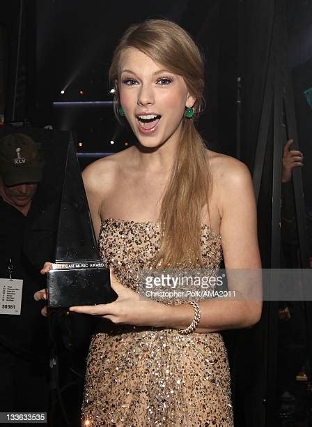 American Music Awards Backstage Audience Photos And Premium High Res Pictures Getty Images