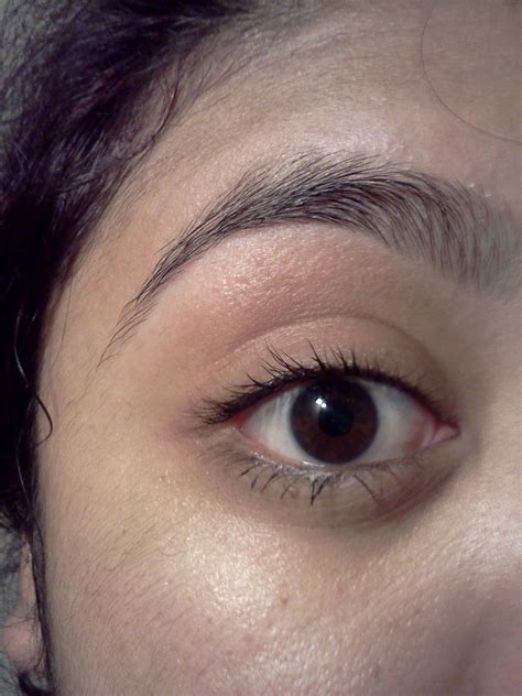 A Beauty Addict's Diary: Eyebrow Threading