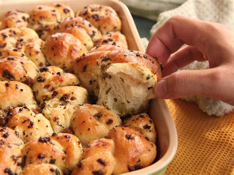 Get the recipe for creamy one of the og recipes to be made prepare christmas. Pull-Apart Stuffing Rolls Recipe | Serious Eats