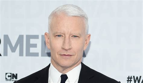 Anderson Cooper Talks About When He Accepted Being Gay Anderson Cooper Just Jared Celebrity