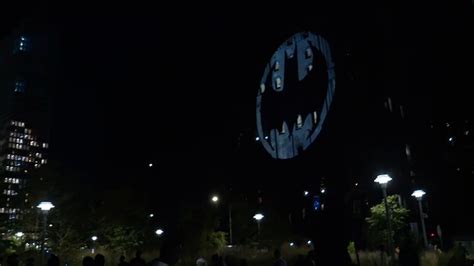 Bat Signal Lights Up The Night For Batman Day Abc7 San Francisco