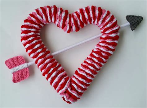 Valentines Day Wreath Free Crochet Pattern Highland Hickory Designs