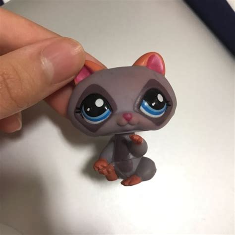 Lps Raccoon Hobbies And Toys Toys And Games On Carousell