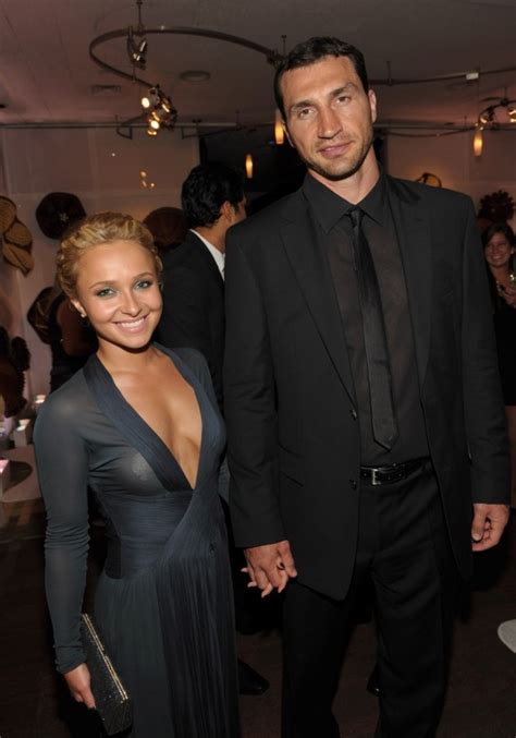 Hayden Panettiere Engaged Actress Announces Wladimir