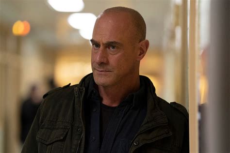 Law And Order Svu Longtime Fan Favorite Is Coming To Help Stabler In