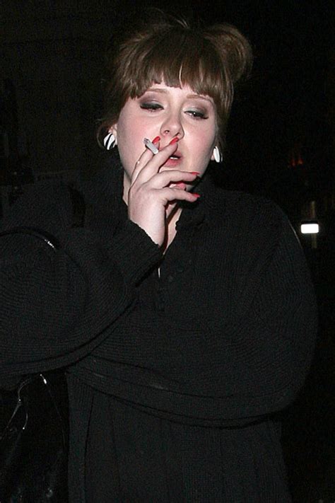 30 Beautiful Female Celebrities You Would Never Believe Smoke In Real Life Celebrityred