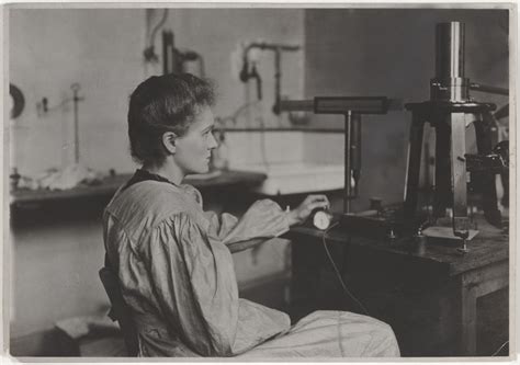 Marie Curie Pioneer Of Modern Science The Good Times