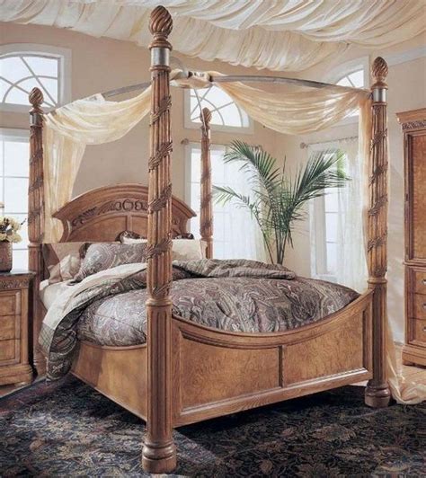 25 Glamorous Canopy Beds Ideas For Romantic Bedroom Homybuzz In 2020 Canopy Bedroom Sets