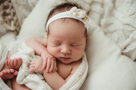 Newborn Photo Shoot Ideas And Types Of Newborn Photography