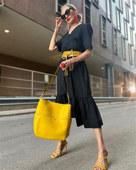 How To Wear Yellow Different Ways And Color Combinations