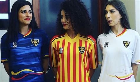 ˈlettʃe), is an italian football. US Lecce 2019/20 Home, Away and Third Kits - FOOTBALL ...