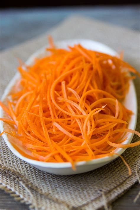 Consider how long you want your julienne cuts to be: How To's Wiki 88: How To Julienne Carrots In A Food Processor