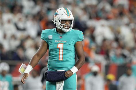 Tua Tagovailoa In Concussion Protocol Will Not Play For Dolphins In
