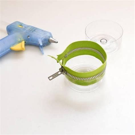 Upcycle It Plastic Bottle Zipper Container Empty Plastic Bottles Diy