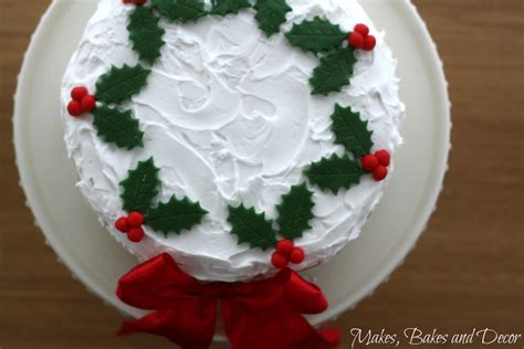 Decorating A Christmas Cake Makes Bakes And Decor