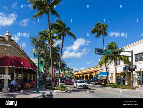 Shops And Restaurants On Atlantic Avenue In Historic Downtown Delray