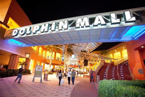 Dolphin Mall é Destino De Compras Em Miami Qual Viagem