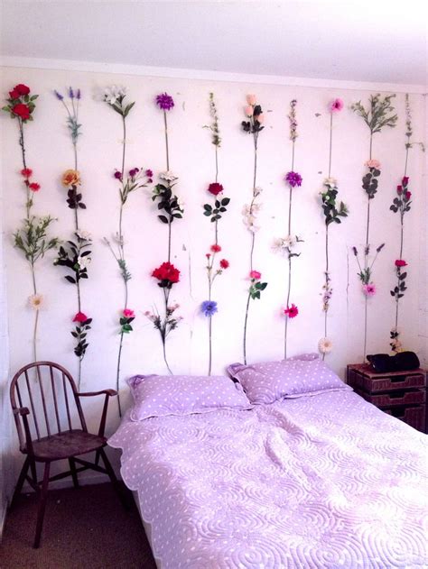 Not surprisingly, a room can be an expression of one's identity indirectly because your bedroom is a reflection of your personality indirectly. 26 Dreamy Spring Bedroom Décor Ideas | DigsDigs