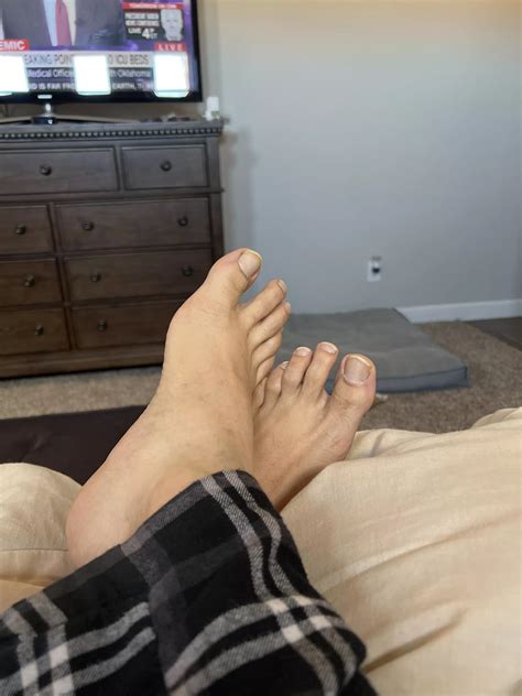 Chilling Nudes Gayfootfetish NUDE PICS ORG