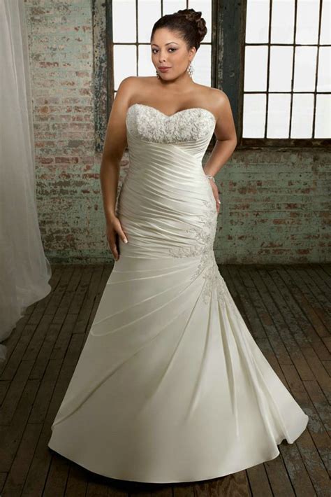 17 best images about plus size wedding gowns maid of honor brides maids dresses on pinterest