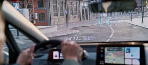 Just a heads up, this professor is very strict. just a heads up, it's going to rain, so bring your umbrella. thanks for the heads up means a warning that something is going to happen, usually so that you can prepare for it: VW releases video of insane heads-up display in ID.3 ...