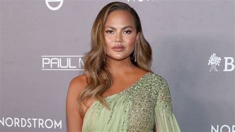 Chrissy Teigen Forced To Take Super Serious Bed Rest While Pregnant Entertainment Tonight
