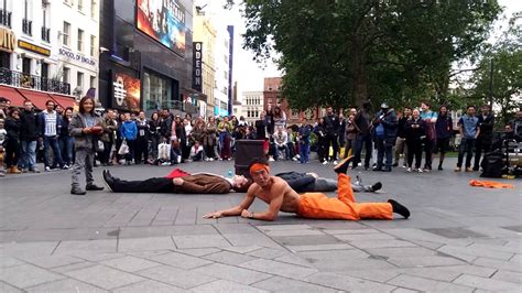 Street Performance In London By Hiroshi Youtube