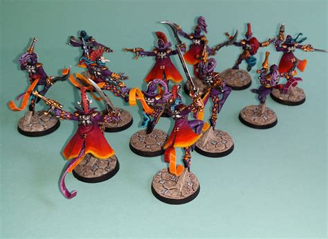 Only through a gamble by the laughing god can they be saved. Knitfink crafts everything...: 40k Harlequins