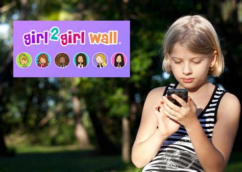 React Native Mobile App For All Girls Social Network Keyhole