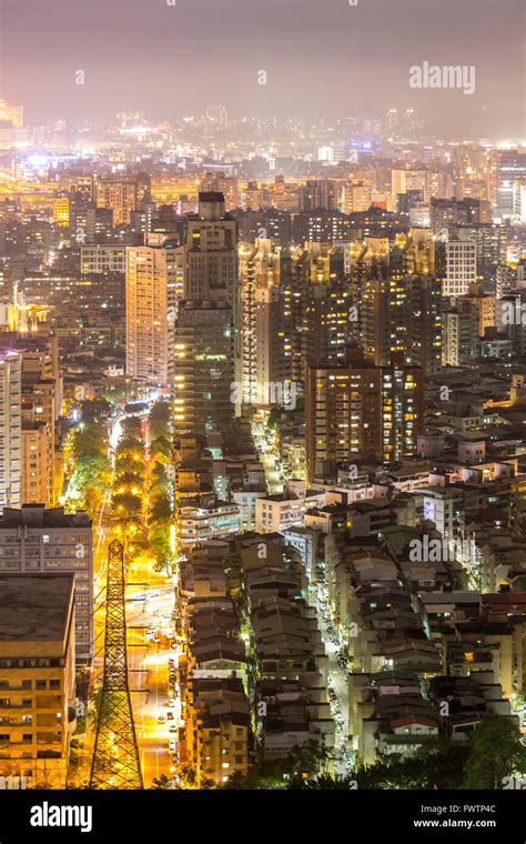 Taipei Taiwan Skylines Building At Dusk Stock Photo Alamy