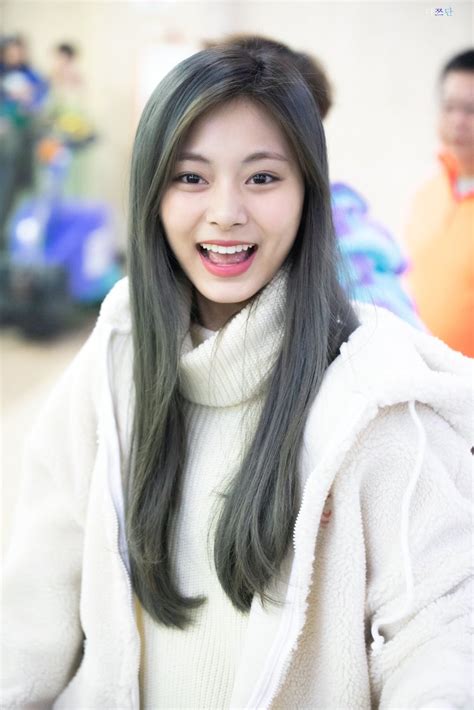 The blue orchid of twice's jardin de fleurs that blooms in the midst of summer breeze. TWICE's Tzuyu Reveals What Her Perfect Date Is, And It ...