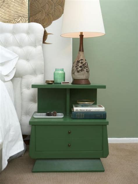 It is time to think beyond a generic 'boxy' nightstand for some chic styles to add a stylish statement to your small bedrooms. 60 DIY Bedroom Nightstand Ideas | Ultimate Home Ideas
